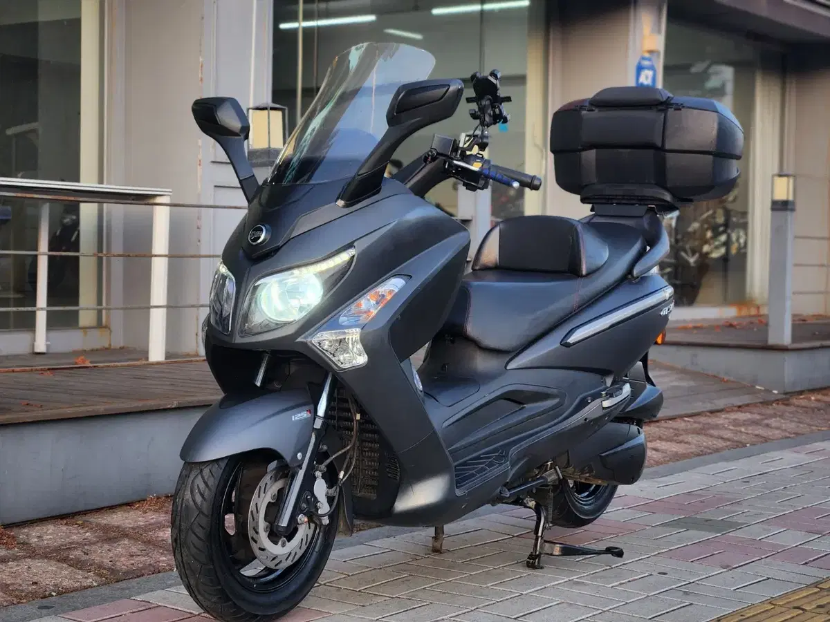 2021년 SYM 보이져125 GTS125 무광블랙판매합니다.